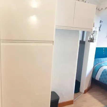 Appartement 24m2 Cosy Classe, Lit Queen Size, Netflix, Wifi, 400m Centre, Parking, Boite A Cles, La Tarine *