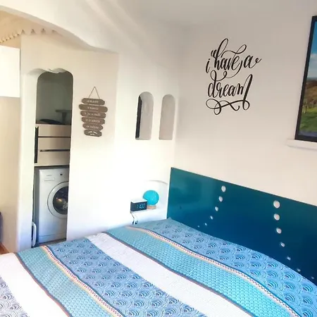 24m2 Cosy Classe, Lit Queen Size, Netflix, Wifi, 400m Centre, Parking, Boite A Cles, La Tarine Appartement *